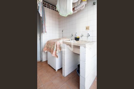 Casa à venda com 195m², 3 quartos e 2 vagasÁrea de Serviço