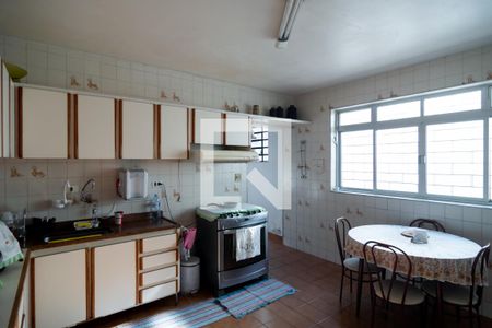 Casa à venda com 195m², 3 quartos e 2 vagasCozinha