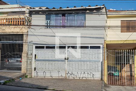 Casa à venda com 160m², 3 quartos e 2 vagasFachada