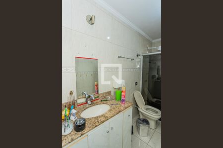 Casa à venda com 160m², 3 quartos e 2 vagasBanheiro