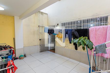 Casa à venda com 160m², 3 quartos e 2 vagasQuintal