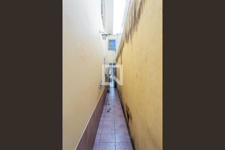 Casa à venda com 160m², 3 quartos e 2 vagasCorredor