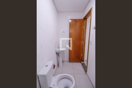 Banheiro de kitnet/studio para alugar com 1 quarto, 39m² em Jardim Dona Sinha, São Paulo