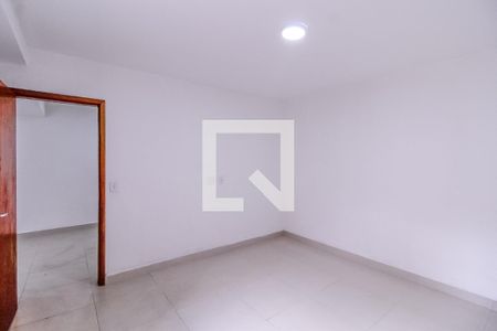 Quarto de kitnet/studio para alugar com 1 quarto, 39m² em Jardim Dona Sinha, São Paulo