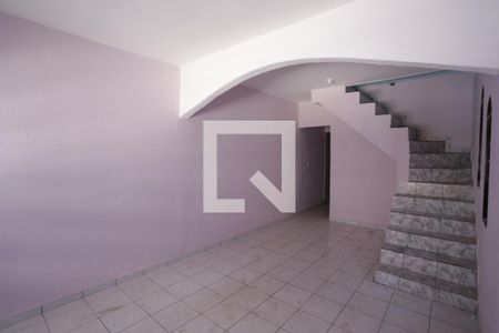 Sala 1 de casa para alugar com 2 quartos, 163m² em Jardim Cotinha, São Paulo