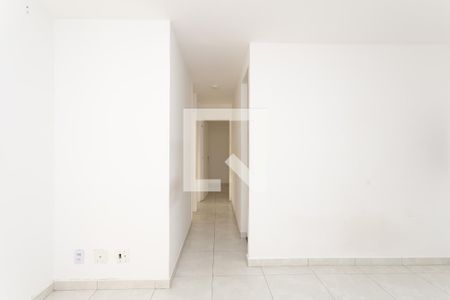 Sala de apartamento para alugar com 3 quartos, 62m² em Vila Endres, Guarulhos