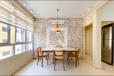 Sala de apartamento para alugar com 1 quarto, 50m² em Gonzaga, Santos