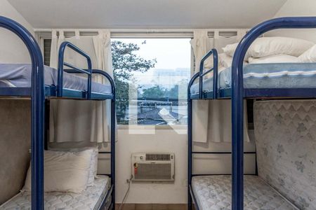 Apartamento para alugar com 110m², 2 quartos e 3 vagas Apartamento para alugar com 110m², 2 quartos e 3 vagasQuarto