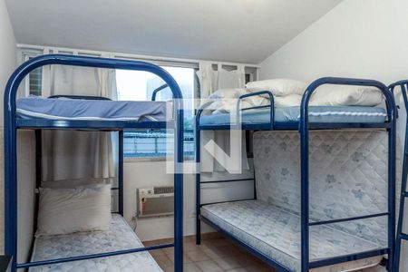 Apartamento para alugar com 110m², 2 quartos e 3 vagas Apartamento para alugar com 110m², 2 quartos e 3 vagasQuarto