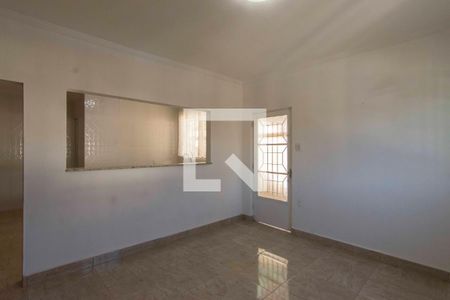 Casa para alugar com 250m², 3 quartos e 3 vagasSala