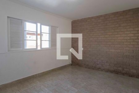 Casa para alugar com 250m², 3 quartos e 3 vagasSala