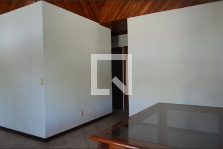 Sala de casa para alugar com 2 quartos, 100m² em Taquara, Rio de Janeiro