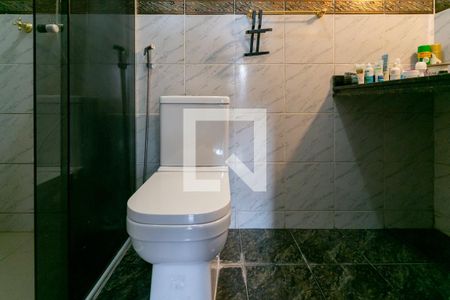 Casa para alugar com 150m², 3 quartos e 2 vagas Casa para alugar com 150m², 3 quartos e 2 vagasBanheiro da Suíte