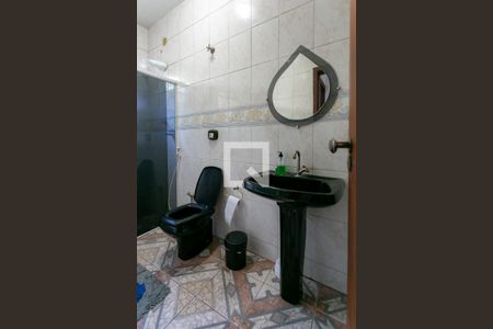 Casa para alugar com 150m², 3 quartos e 2 vagas Casa para alugar com 150m², 3 quartos e 2 vagasBanheiro