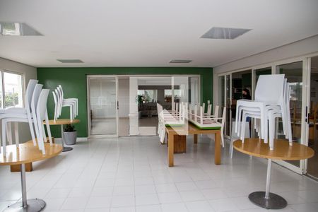 Apartamento para alugar com 54m², 2 quartos e 1 vagaÁrea comum - Churrasqueira