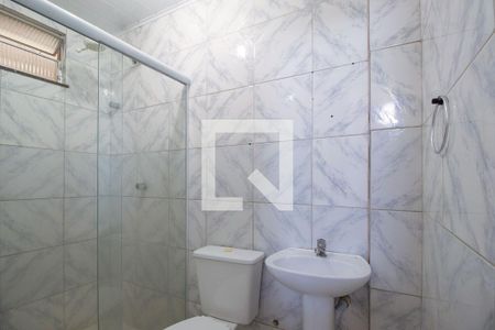 Banheiro de casa para alugar com 1 quarto, 48m² em Cabula Vi, Salvador