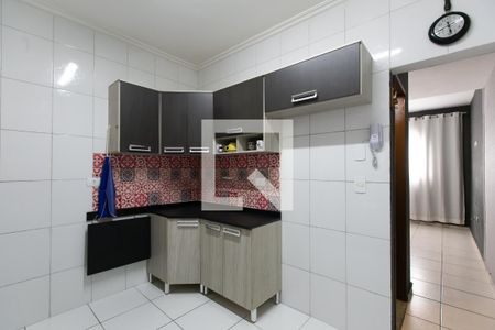 Casa de condomínio à venda com 72m², 2 quartos e 2 vagas Casa de condomínio à venda com 72m², 2 quartos e 2 vagasCozinha - Armários