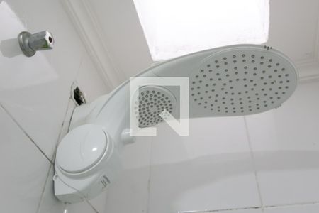 Casa de condomínio à venda com 72m², 2 quartos e 2 vagas Casa de condomínio à venda com 72m², 2 quartos e 2 vagasChuveiro