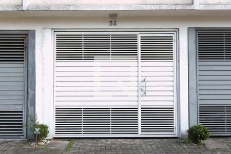 Casa de condomínio à venda com 72m², 2 quartos e 2 vagas Casa de condomínio à venda com 72m², 2 quartos e 2 vagasEntrada /Garagem