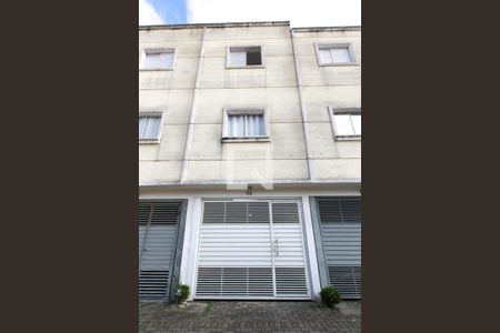 Casa de condomínio à venda com 72m², 2 quartos e 2 vagas Casa de condomínio à venda com 72m², 2 quartos e 2 vagasFachada da casa