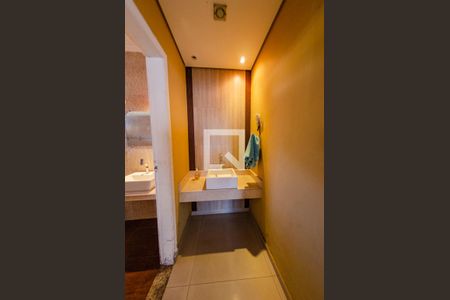 Corredor de casa para alugar com 4 quartos, 360m² em Dom Bosco, Belo Horizonte