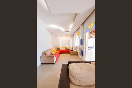 Sala de casa para alugar com 4 quartos, 360m² em Dom Bosco, Belo Horizonte