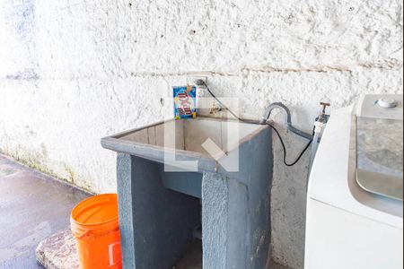 Casa à venda com 199m², 2 quartos e 4 vagastanque 