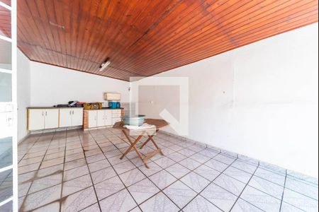 Casa à venda com 199m², 2 quartos e 4 vagasGaragem