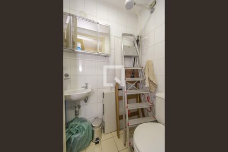 Apartamento à venda com 100m², 3 quartos e 2 vagasBanheiro de Serviço