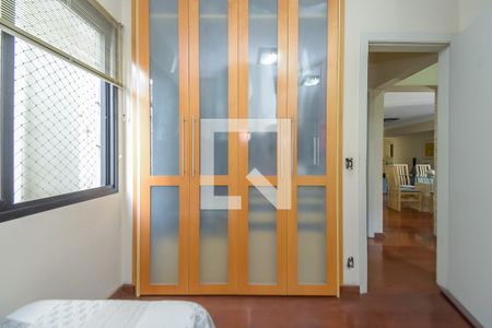 Apartamento à venda com 100m², 3 quartos e 2 vagasQuarto 2