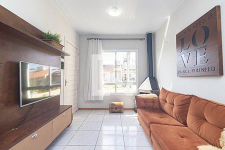 Sala de casa de condomínio à venda com 2 quartos, 65m² em Olaria, Canoas