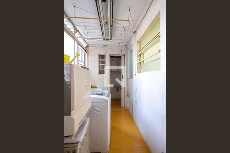 Apartamento à venda com 90m², 2 quartos e 1 vaga Apartamento à venda com 90m², 2 quartos e 1 vagaÁrea de Serviço