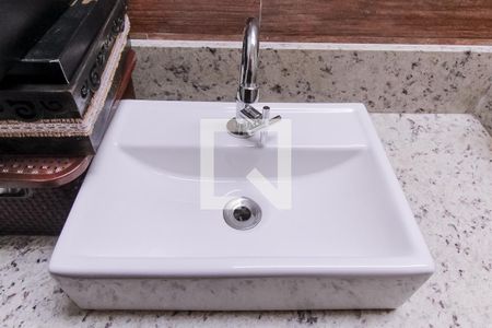 Casa à venda com 180m², 3 quartos e 2 vagas Casa à venda com 180m², 3 quartos e 2 vagasBanheiro da Suíte 2