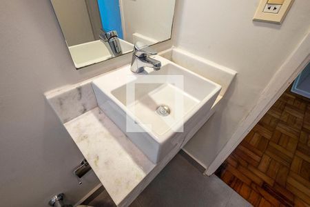 Apartamento à venda com 75m², 2 quartos e 1 vagaBanheiro Social