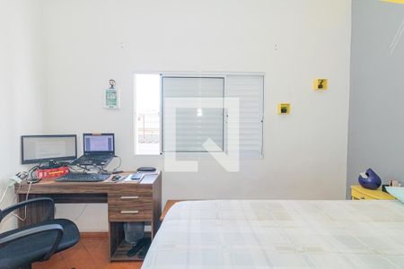 Quarto 2 - Casa 01 de casa à venda com 4 quartos, 350m² em Carandiru, São Paulo