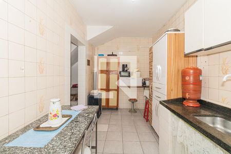 Casa à venda com 350m², 4 quartos e 1 vagaCozinha - Casa 02