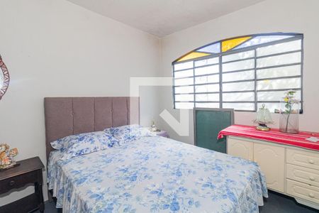 Casa à venda com 350m², 4 quartos e 1 vagaQuarto 1 - Casa 02