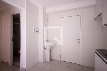 Sala/Cozinha   de apartamento à venda com 2 quartos, 36m² em Parque Fongaro, São Paulo
