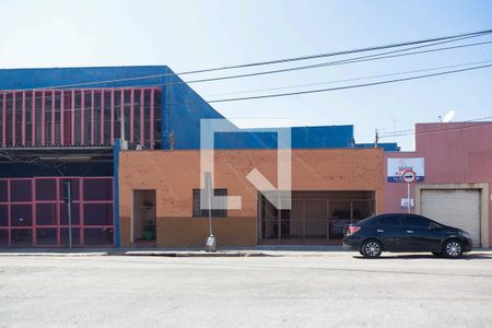 Casa à venda com 302m², 4 quartos e 2 vagasFachada