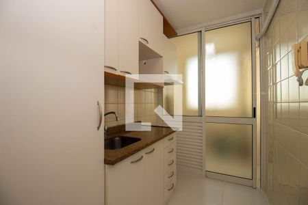 Apartamento para alugar com 68m², 2 quartos e 2 vagasCozinha