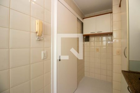 Apartamento para alugar com 68m², 2 quartos e 2 vagasCozinha
