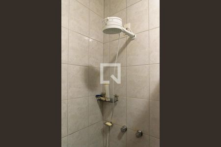 Casa à venda com 432m², 4 quartos e 4 vagas Casa à venda com 432m², 4 quartos e 4 vagasBanheiro da Suíte 3