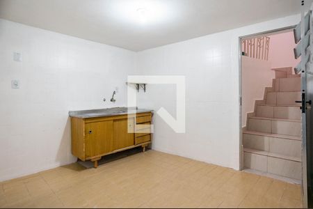 Cozinha de casa para alugar com 2 quartos, 50m² em Vila Iório, São Paulo