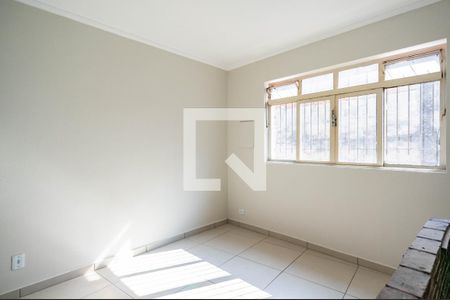 Sala de casa para alugar com 2 quartos, 50m² em Vila Iório, São Paulo