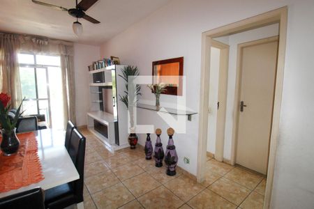 Apartamento à venda com 68m², 2 quartos e 1 vagaSala