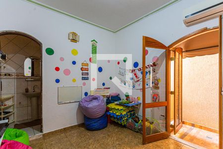 Casa para alugar com 325m², 3 quartos e 2 vagas Casa para alugar com 325m², 3 quartos e 2 vagasSuite 1