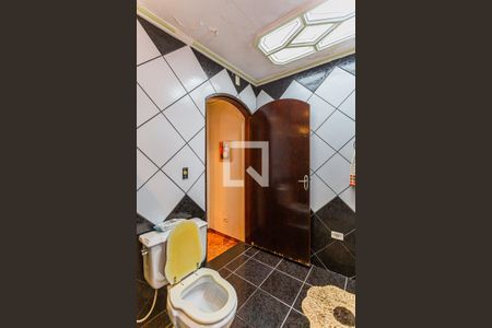 Casa para alugar com 325m², 3 quartos e 2 vagas Casa para alugar com 325m², 3 quartos e 2 vagasBanheiro da Suite 3