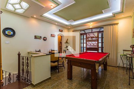 Casa para alugar com 325m², 3 quartos e 2 vagas Casa para alugar com 325m², 3 quartos e 2 vagasSala de Jogos