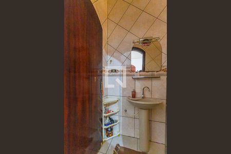 Casa para alugar com 325m², 3 quartos e 2 vagas Casa para alugar com 325m², 3 quartos e 2 vagasBanheiro da Suite 1