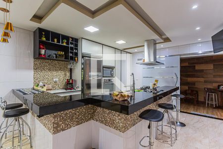 Casa para alugar com 325m², 3 quartos e 2 vagas Casa para alugar com 325m², 3 quartos e 2 vagasCozinha